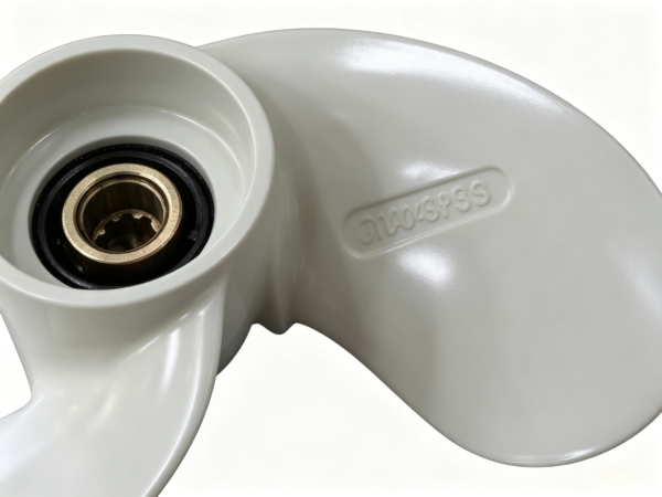 Yamaha 7-1/2x7 Aluminum Propeller Replacement 3 Blade 9 Tooth RH 2.5/5 HP Outboard Propeller 6E0-45943-01-EL
