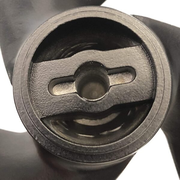 Mercury 7-1/4x6 Nylon Propeller Replacement 3 Blade RH 2.5-3.5HP Pin Drive Outboard Propeller