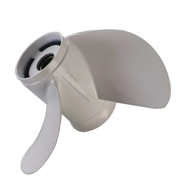 Yamaha 13-1/4x17 Aluminum Propeller Replacement 3 Blade 15 Tooth LH 4-1/4" Gearcase 50-130HP Outboard Propeller